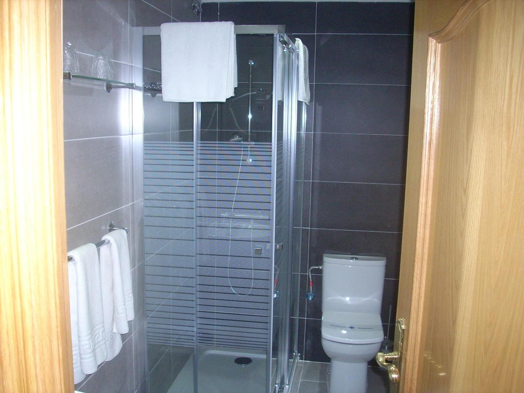 Hotel Corona De Castilla Villares de la Reina 외부 사진