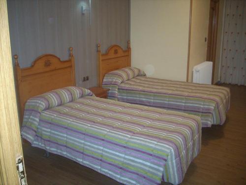 Hotel Corona De Castilla Villares de la Reina 외부 사진
